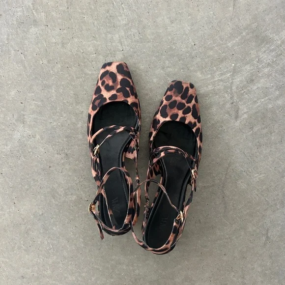 Zara Cheetah Heels - Picture 1 of 4